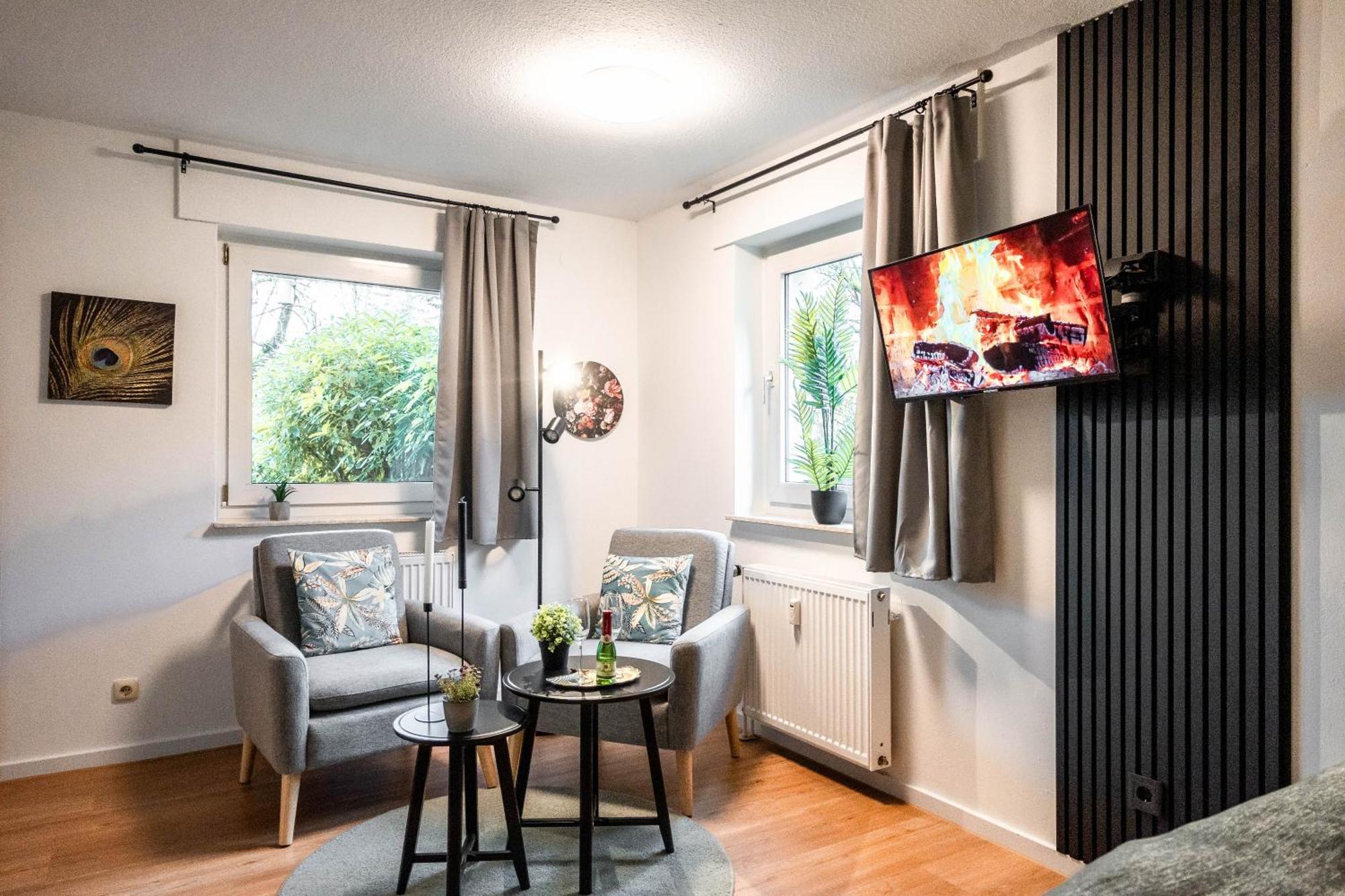 Apartment Ostersiek- Privater Eingang Mit Eigener Terrasse Bad Salzuflen Exterior foto